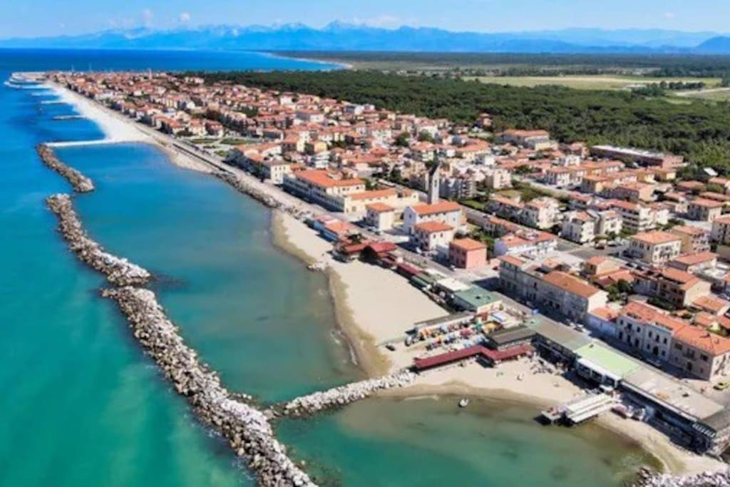 Villino La Perla Azzurra- Marina Di Pisa Villa Exterior photo