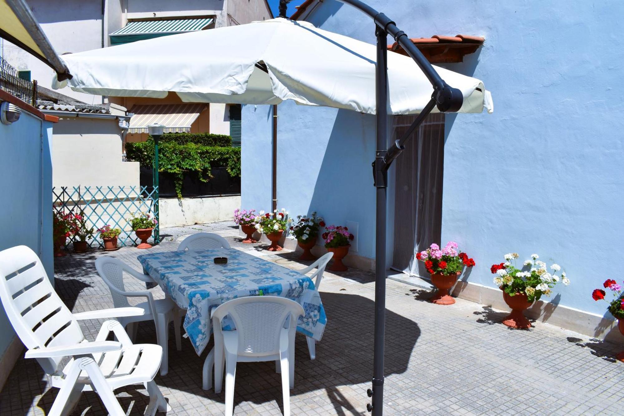 Villino La Perla Azzurra- Marina Di Pisa Villa Exterior photo